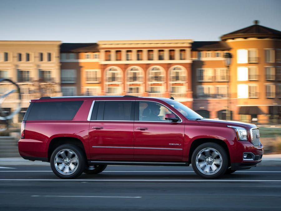  GMC Yukon XL Denali 2015 года  (фото 4 из 20)